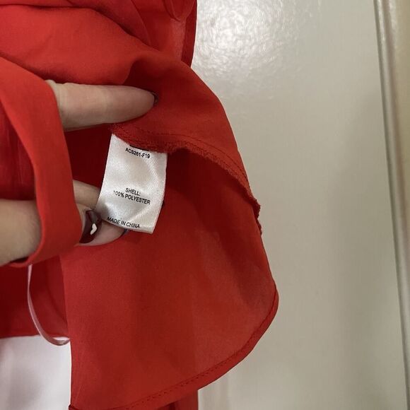 Lovers and Friends Hopeless romantic red wrapped cold shoulder blouse Small - Picture 5 of 8